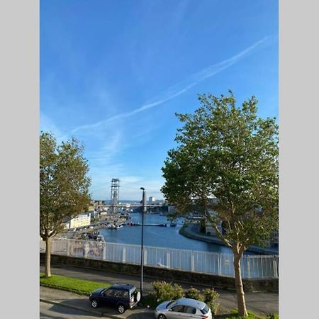 Milin : Appt 2 Ch Vue Sur Mer, Lumineux - Centre-Ville, Proche Facs, Telepherique Et Arsenal. Brest Eksteriør billede